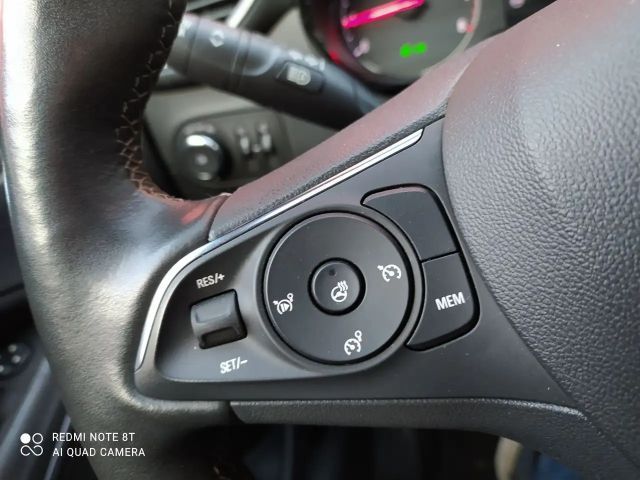 Opel Crossland X *Kamera*AHK*Sitzheizung*