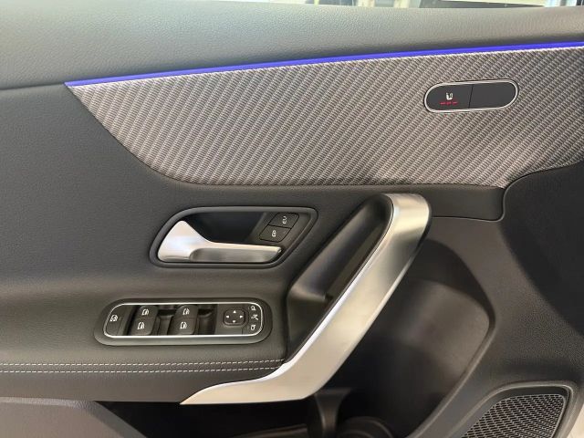 Mercedes-Benz A 180 Hatchback