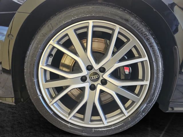 Audi S6 Avant Quattro