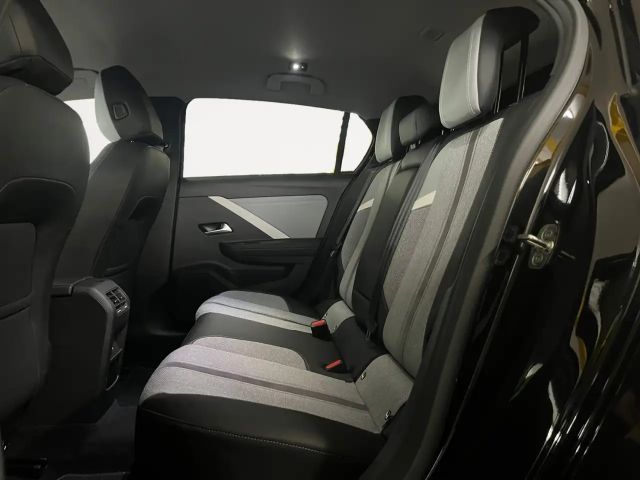 Opel Astra 1.6 Turbo Elegance Turbo