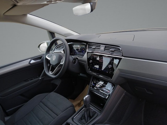 Volkswagen Touran 1.5 TSI DSG R-Line