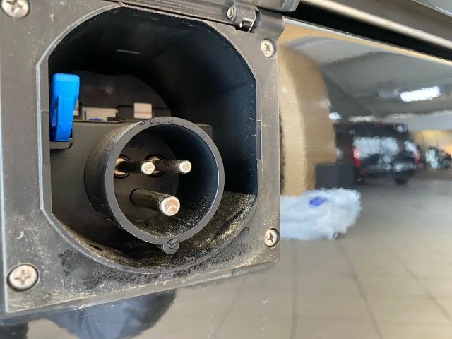 Mercedes-Benz Marco Polo Activity