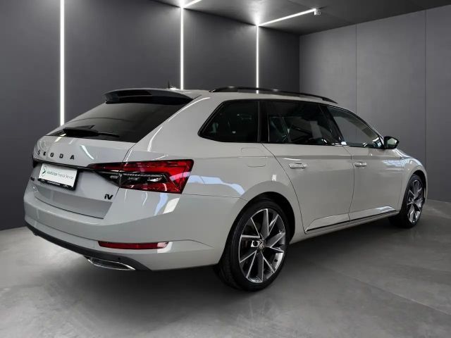 Skoda Superb Sportline iV