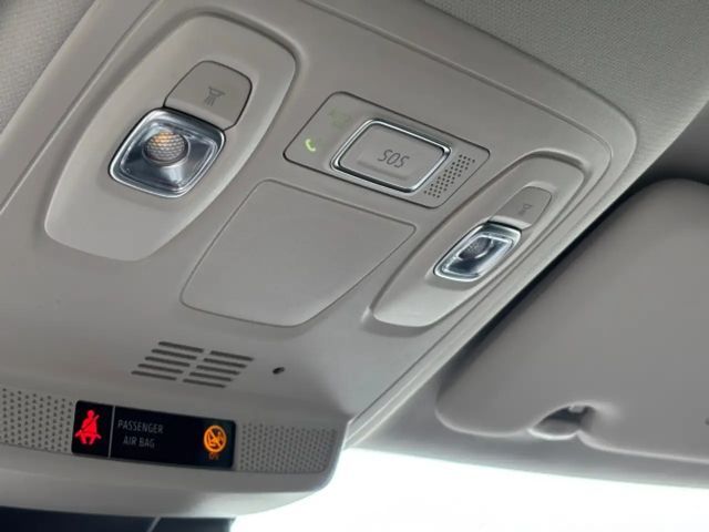 Renault Megane Hybrid Techno