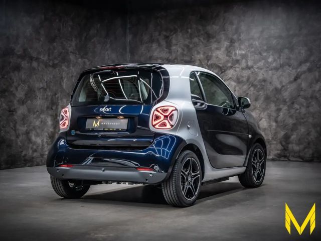 Smart EQ fortwo Coupe JBL Prime