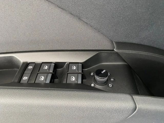 Audi Q4 e-tron Audi Q4 45 e-tron