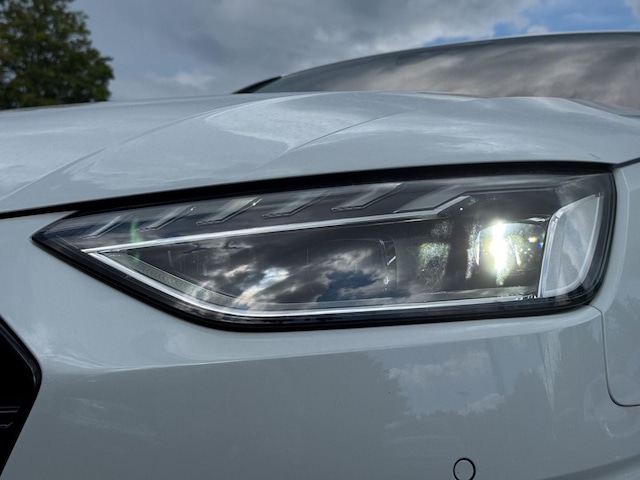 Audi A4 40 TFSI Avant S-Tronic