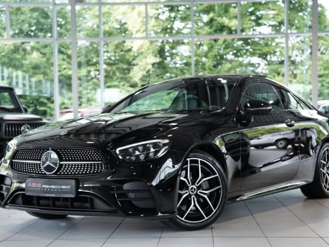Mercedes-Benz E 220 AMG Line Coupé E 220 d