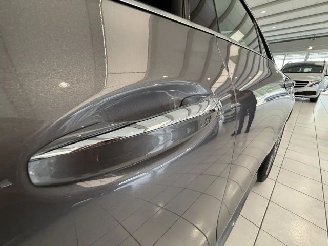 Mercedes-Benz CLA 200 AMG Line CLA 200 d Coupé