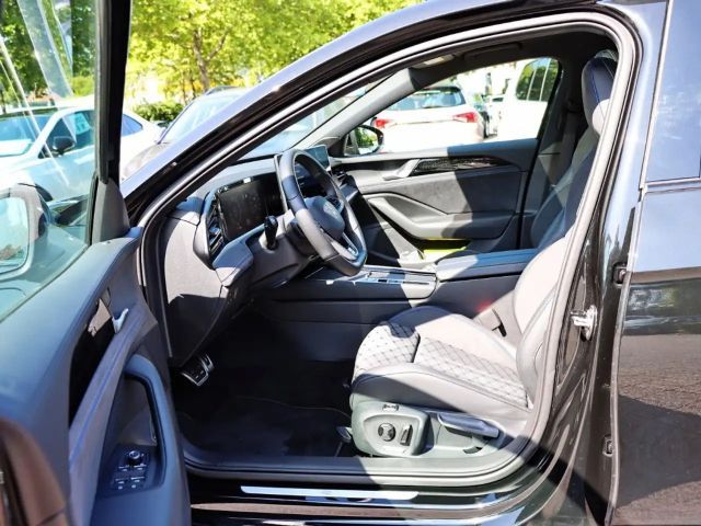 Volkswagen Passat DSG R-Line eHybrid