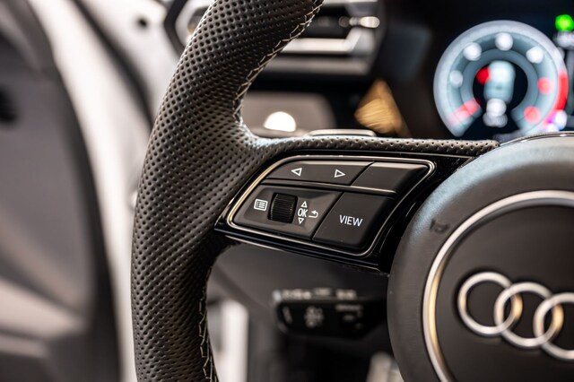 Audi A3 35 TDI S-Line S-Tronic Sedan