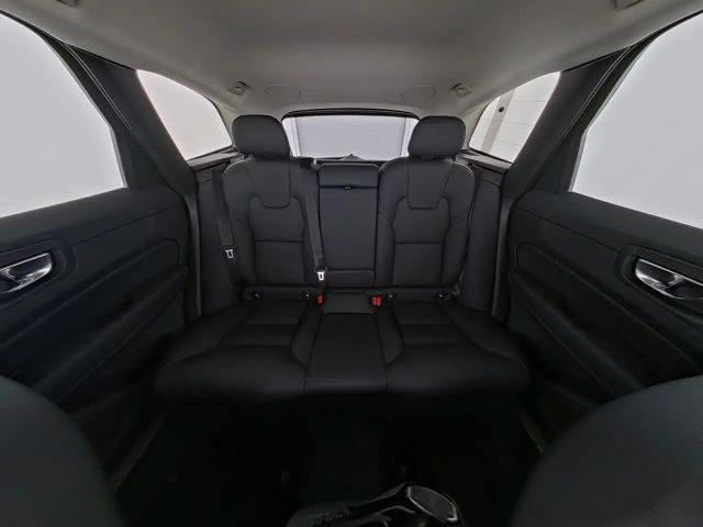 Volvo XC60 AWD Dark Plus