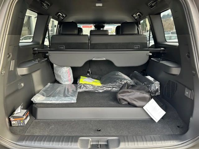 Toyota Land Cruiser Executive