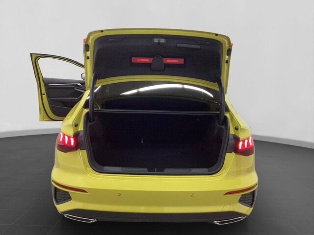 Audi A3 30 TFSI S-Line S-Tronic Sedan