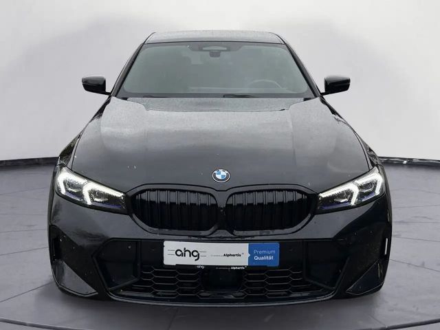 BMW 320 320d M-Sport Sedan xDrive