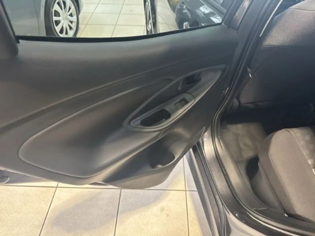 Toyota Yaris Hatchback Hybride