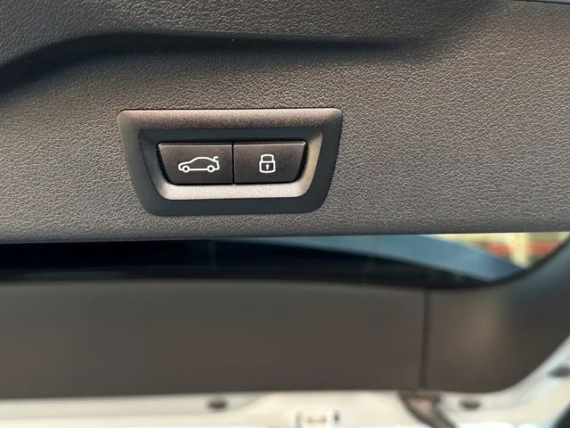 BMW X5 HUD SKYPANO DAP PA+ B&W INTEGRAL 2ACHS