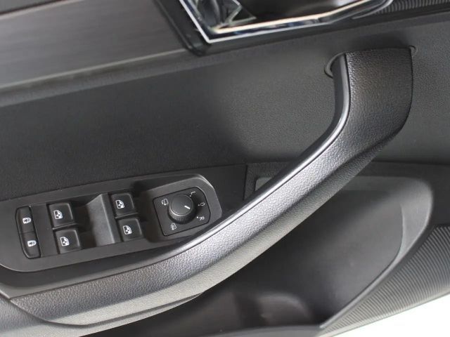 Skoda Karoq 1.5 TSI Ambition