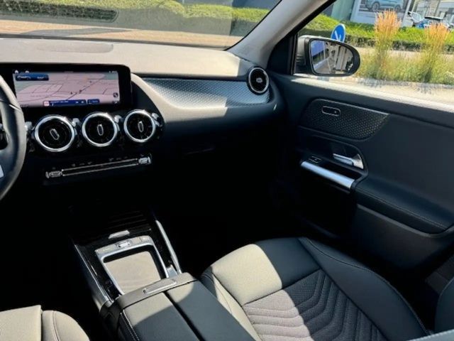 Mercedes-Benz GLA 200 Progressive