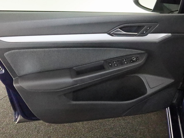 Volkswagen Golf 1.5 eTSI Golf VIII Life