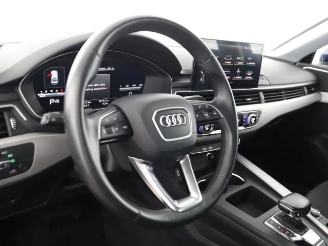 Audi A4 30 TDI Sedan