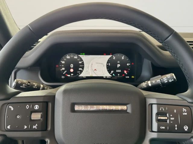 Land Rover Defender 110 D250 Dynamic SE