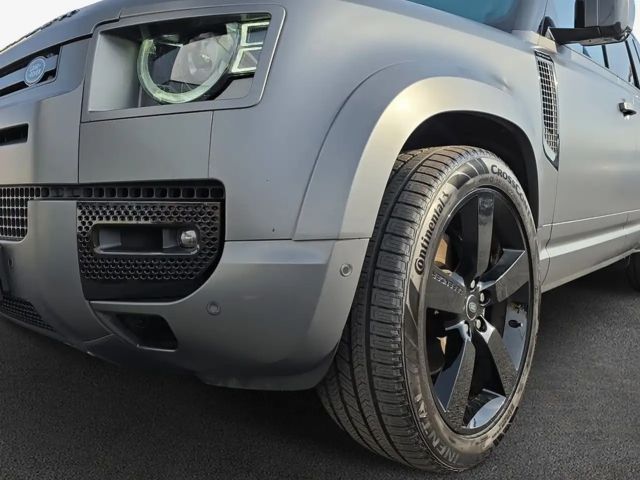 Land Rover Defender 110