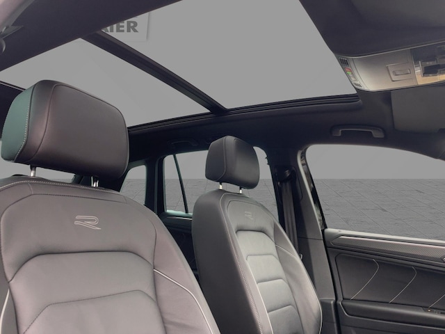 Volkswagen Tiguan 4Mot. AHK DCC LederMatrix Pano 360