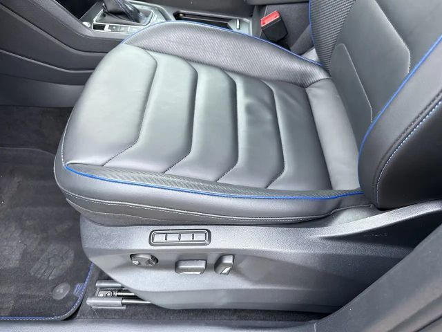 Volkswagen Tiguan R / R-Performance / Akrapovice