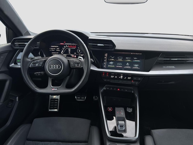 Audi RS3 Quattro S-Tronic Sedan