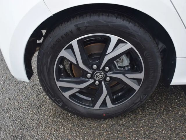 Toyota Yaris Business Hybride