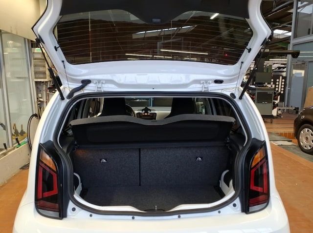 Volkswagen e-up! Plus Style