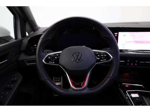 Volkswagen Golf 2.0 TSI