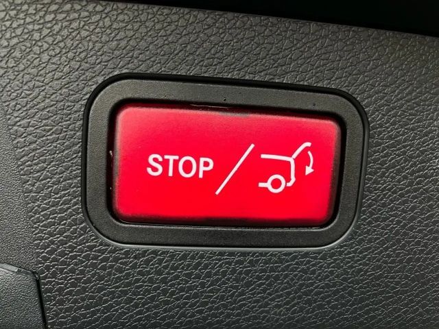 Mercedes-Benz E 220 AMG Line E 220 d Estate