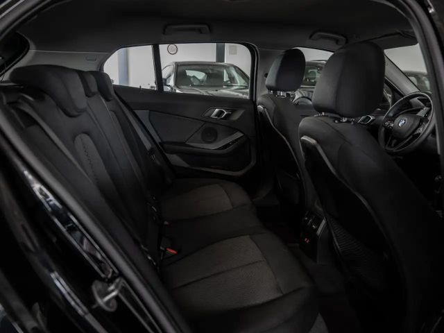 BMW 118 118i Advantage pakket Sedan