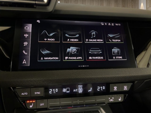 Audi A3 35 TFSI S-Line S-Tronic Sportback