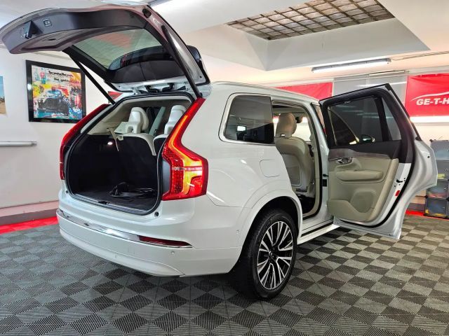 Volvo XC90 AWD T8