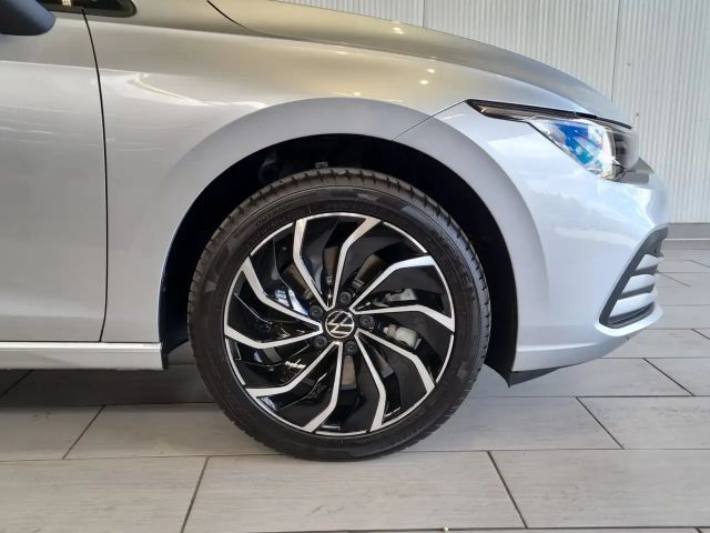 Volkswagen Golf DSG Life Variant