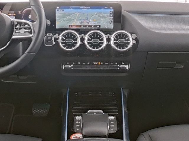 Mercedes-Benz EQA 300 4MATIC