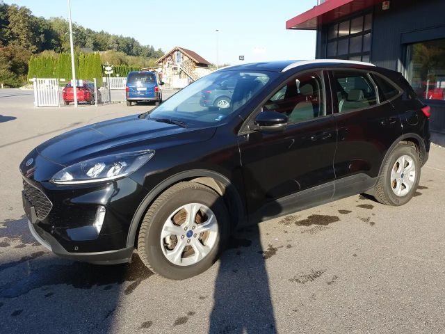 Ford Kuga AWD Cool & Connect Hybrid
