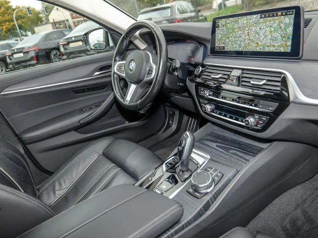 BMW 540 540d Luxury Line Touring xDrive