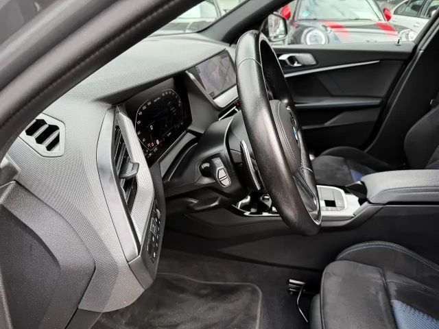 BMW 135 Sedan xDrive