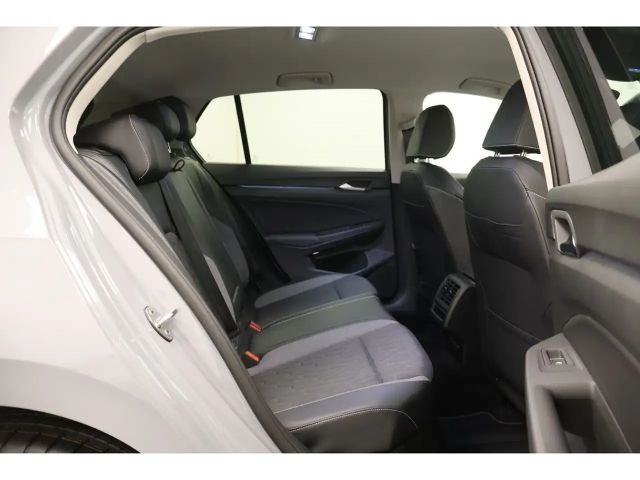 Volkswagen Golf 1.5 TSI Golf VIII