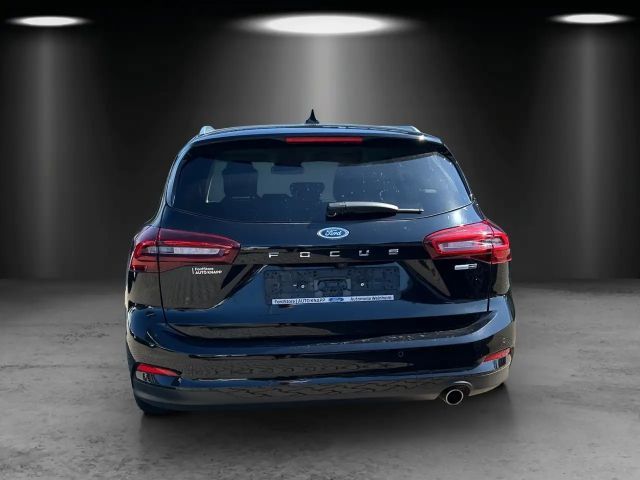 Ford Focus Titanium Wagon