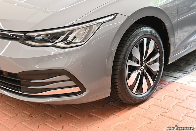 Volkswagen Golf 1.5 eTSI Golf VIII IQ.Drive Move