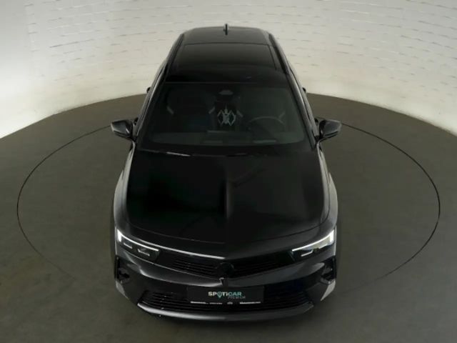 Opel Astra Sports Tourer Ultimate