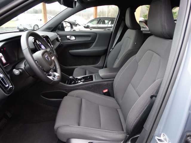 Volvo XC40 AWD Plus Recharge Twin Engine