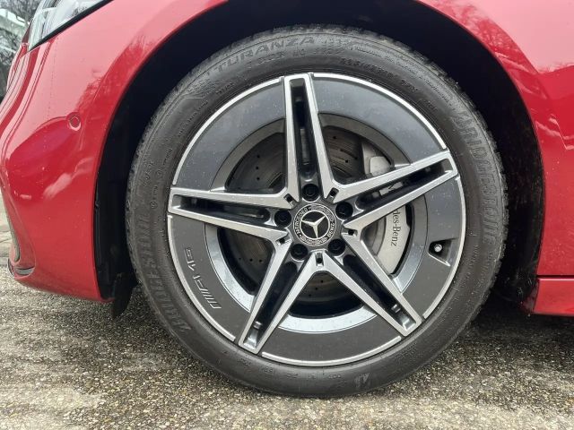 Mercedes-Benz C 300 AMG Line Sedan