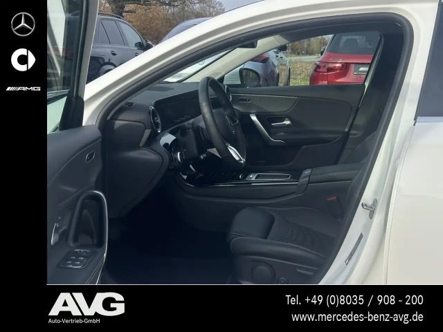 Mercedes-Benz A 180 Progressive