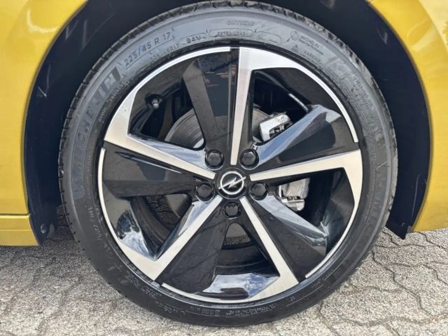 Opel Astra GS-Line Grand Sport